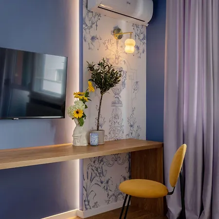 Holt - Dolce In Napoli