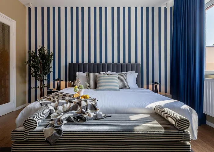 Apartment Holt - Dolce In Napoli